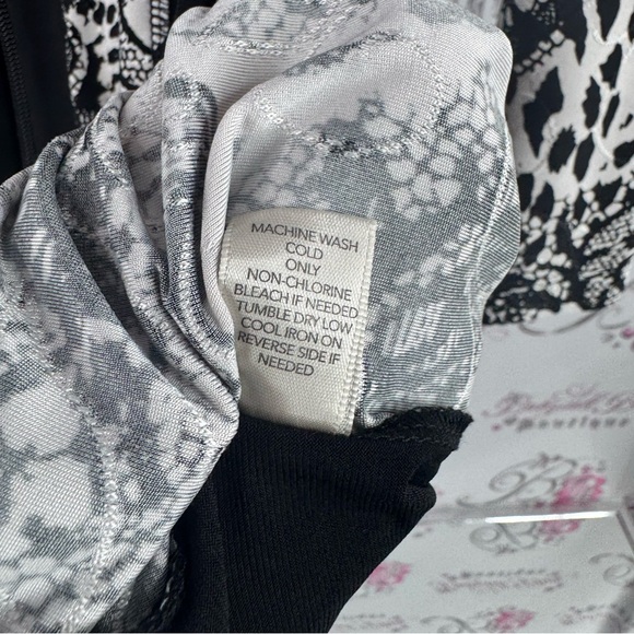 Christopher & Banks Monochrome Patterned Cardigan zip up sweater lace Lacie - Picture 9 of 9